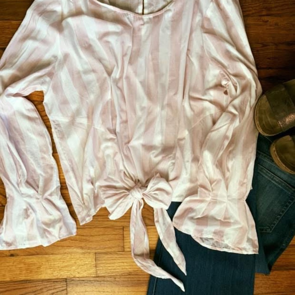Umgee Pink Long Sleeve Tie Front Blouse